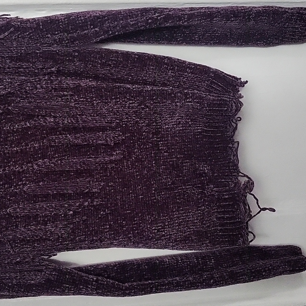 Purple Ruffle Pullover - Picture 4 of 8